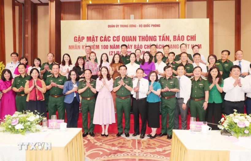 Dieu binh Quoc khanh 2/9 anh 2