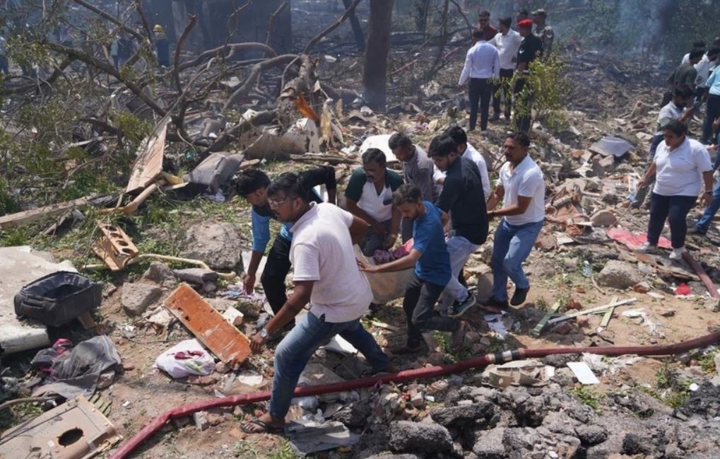 Thu tuong gui Dien chia buon ve vu tai nan hang khong tai An Do hinh anh