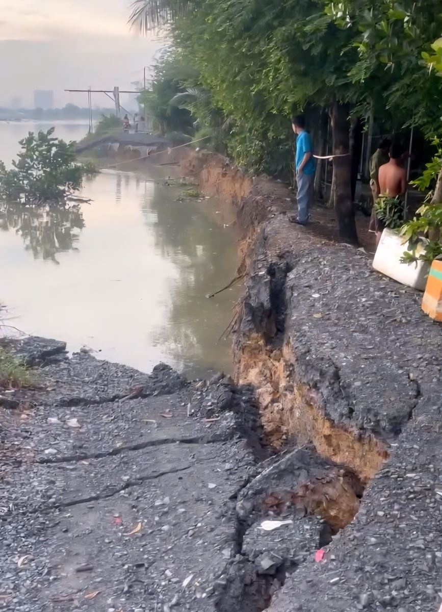 Sat lo song Sai Gon anh 1