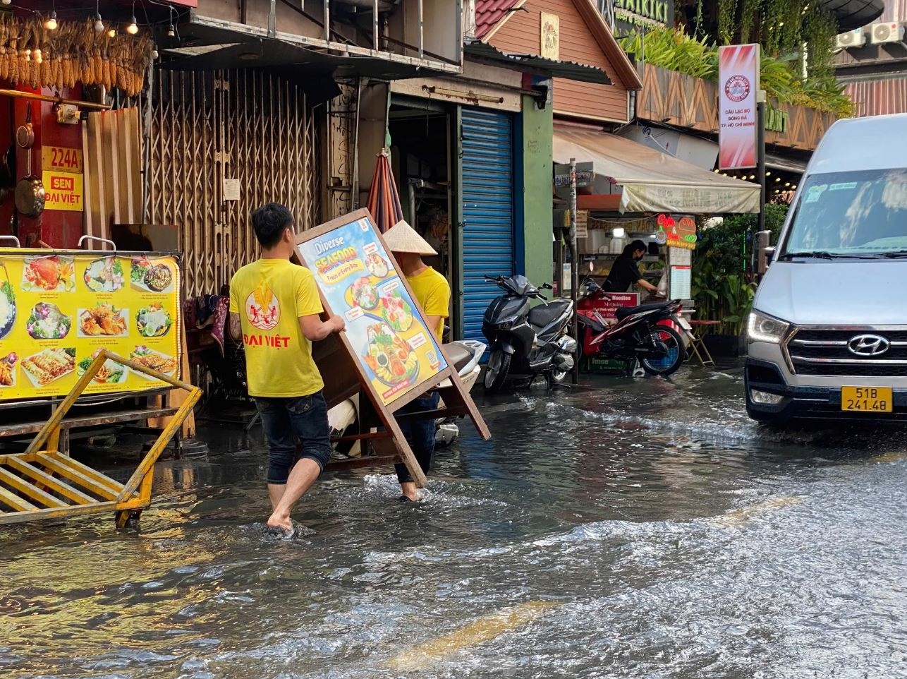 Loi nuoc Bui Vien TP.HCM anh 6