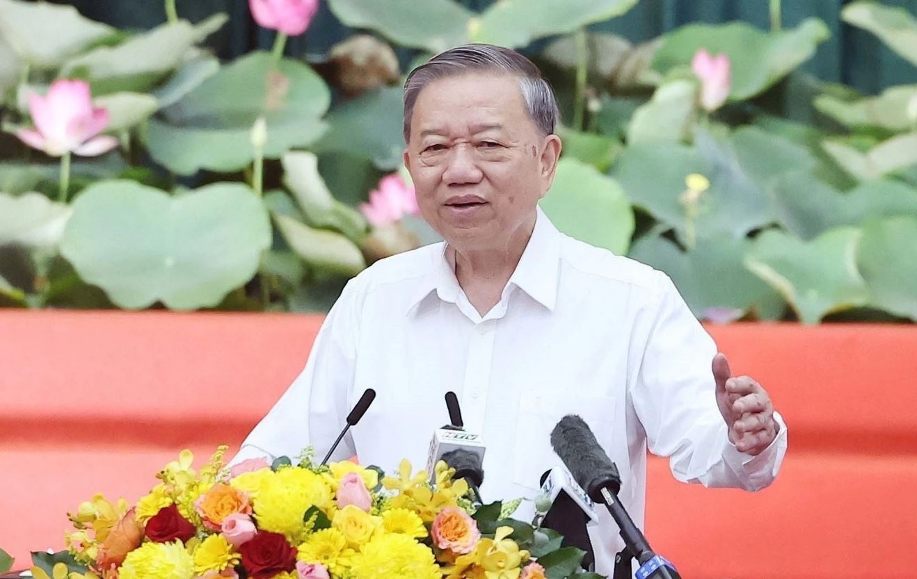 Tong Bi thu: TP.HCM moi can chu dong dat ra nhung muc tieu cu the hinh anh