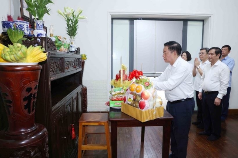 Nguyen Trong Nghia Tuyen giao anh 2