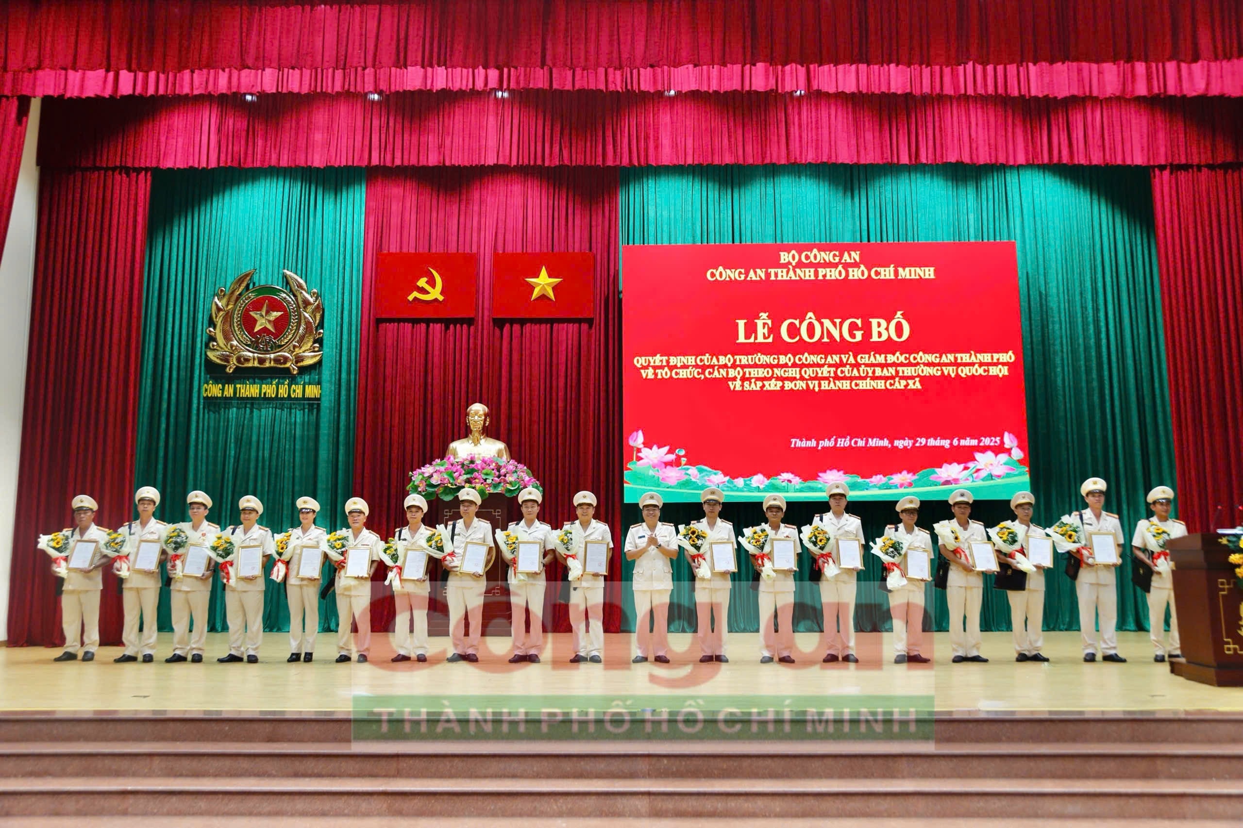 Cong an TP.HCM anh 18