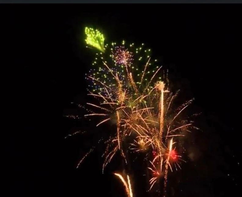 Phao hoa Ca Mau anh 1