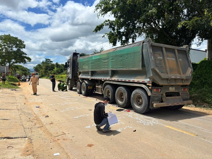 Hai em nho tu vong anh 1