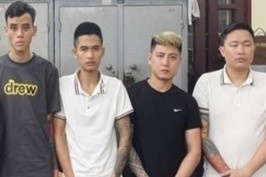 'Lien minh ma quy' chan dat, khong che thieu nu vao lam o quan karaoke hinh anh