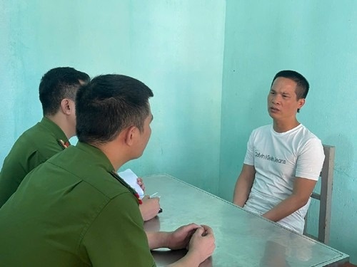 Trum giang ho Y 'eng' va dan em bi bat vi danh dap CTV bao chi hinh anh