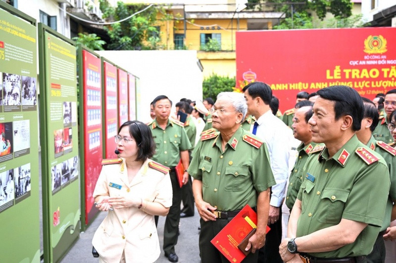 cuc an ninh doi ngoai anh 5