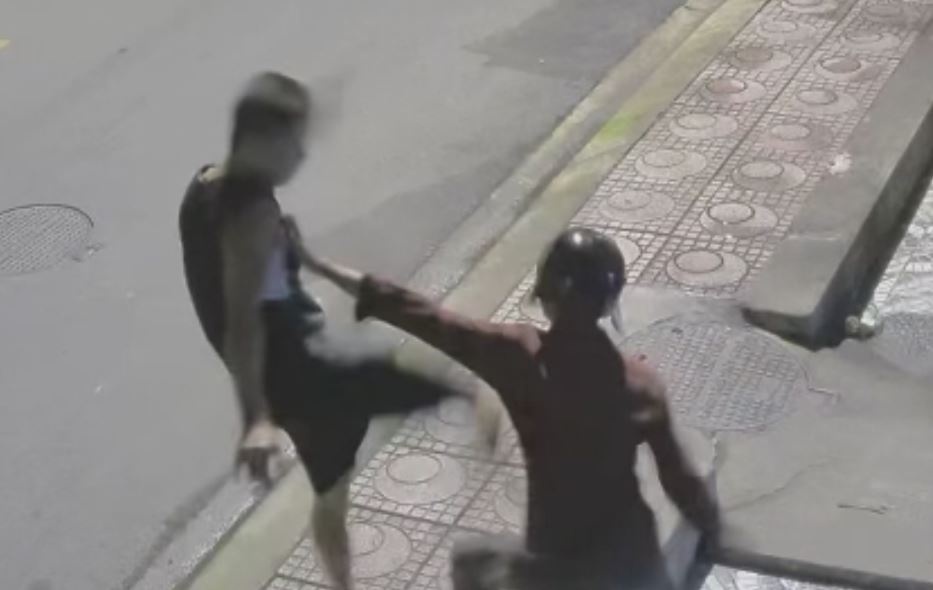 Nguoi dan ong danh thanh nien o Binh Duong hinh anh