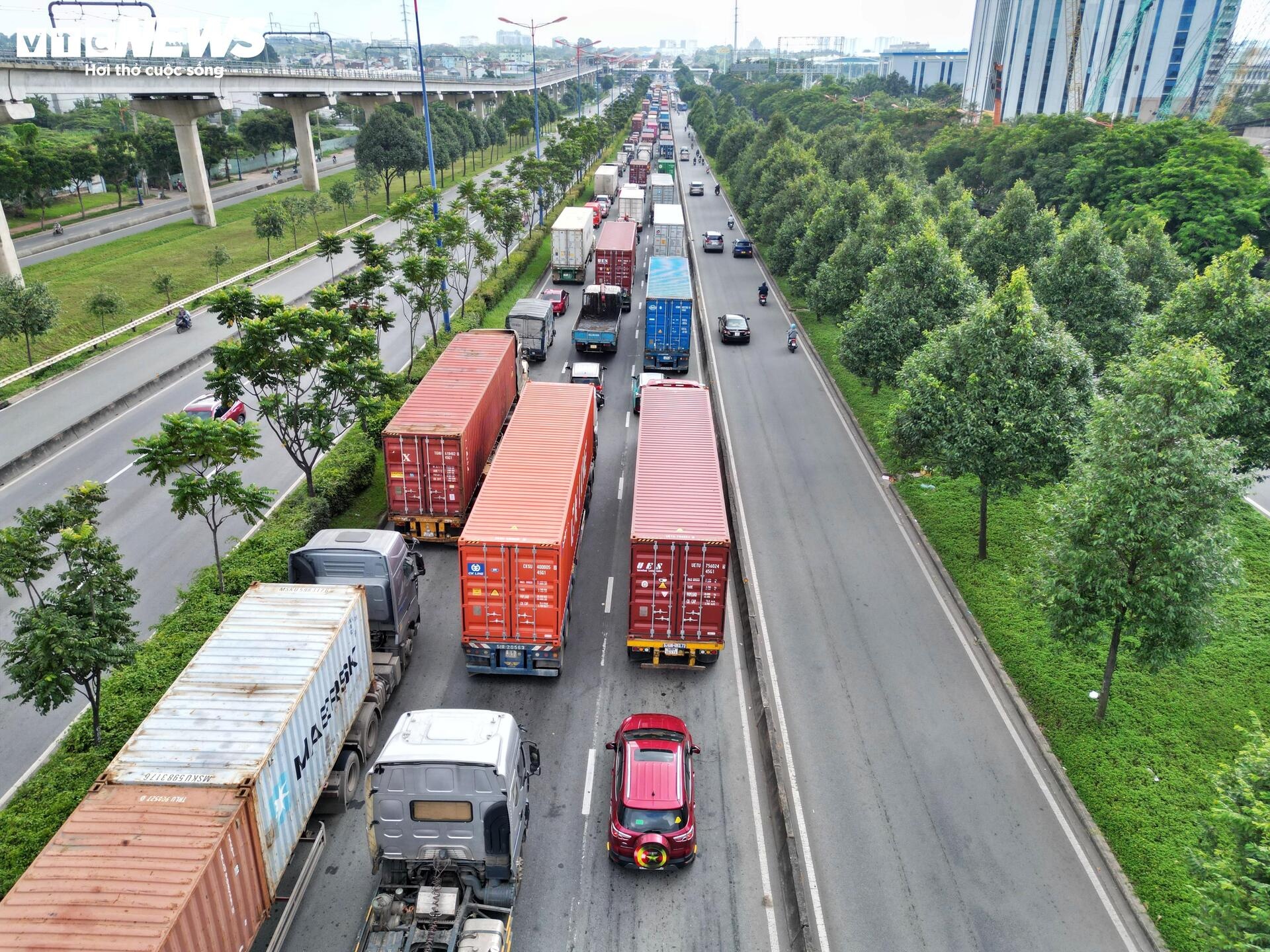 Ket xe Sai Gon TP.HCM anh 4