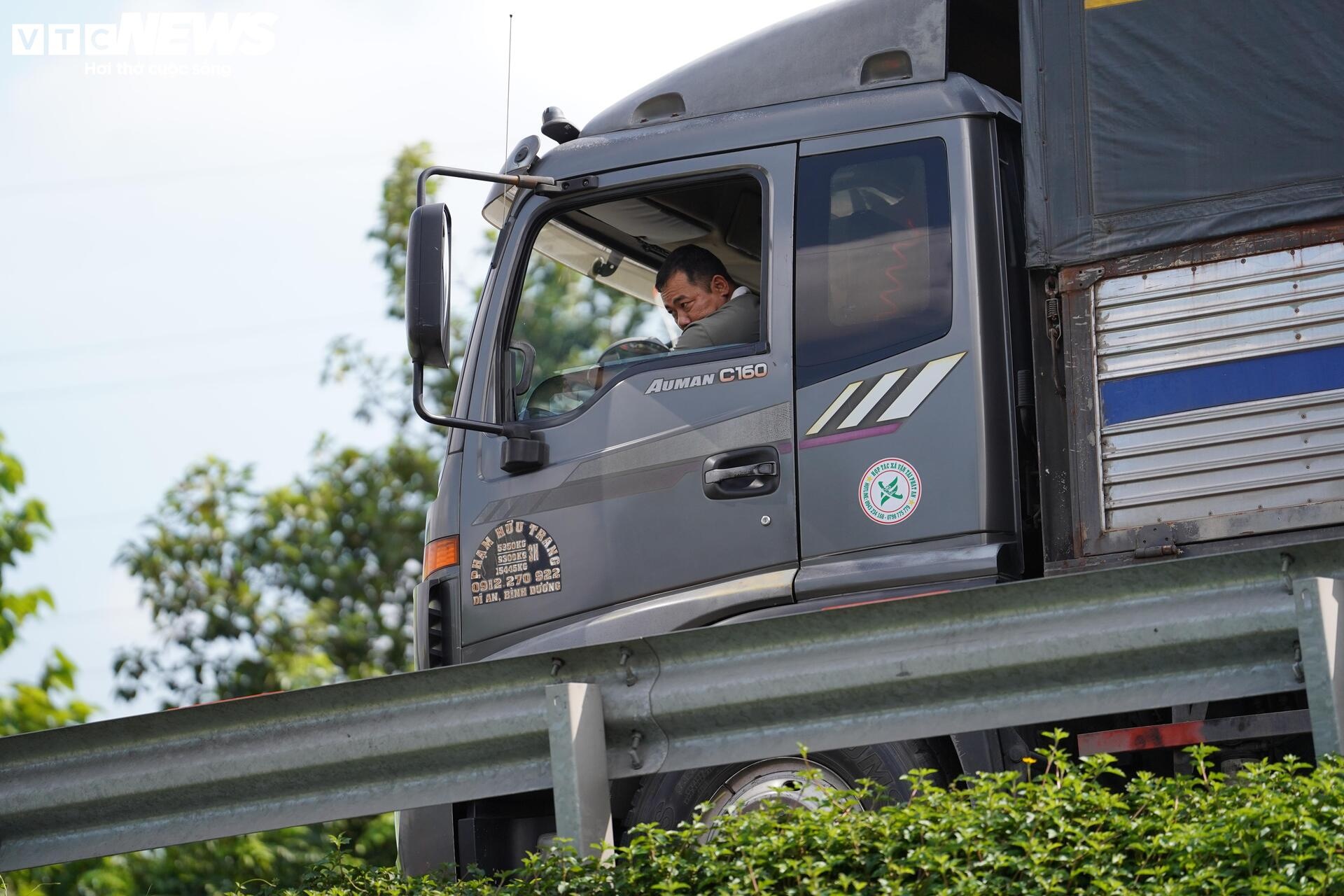 Ket xe Sai Gon TP.HCM anh 6