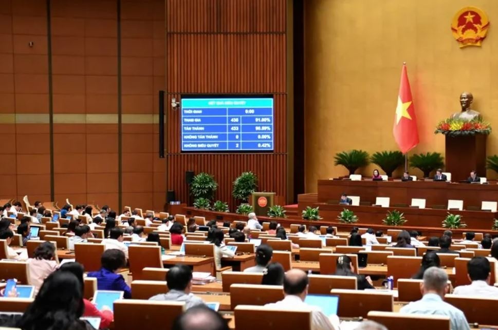Mua ban du lieu anh 2