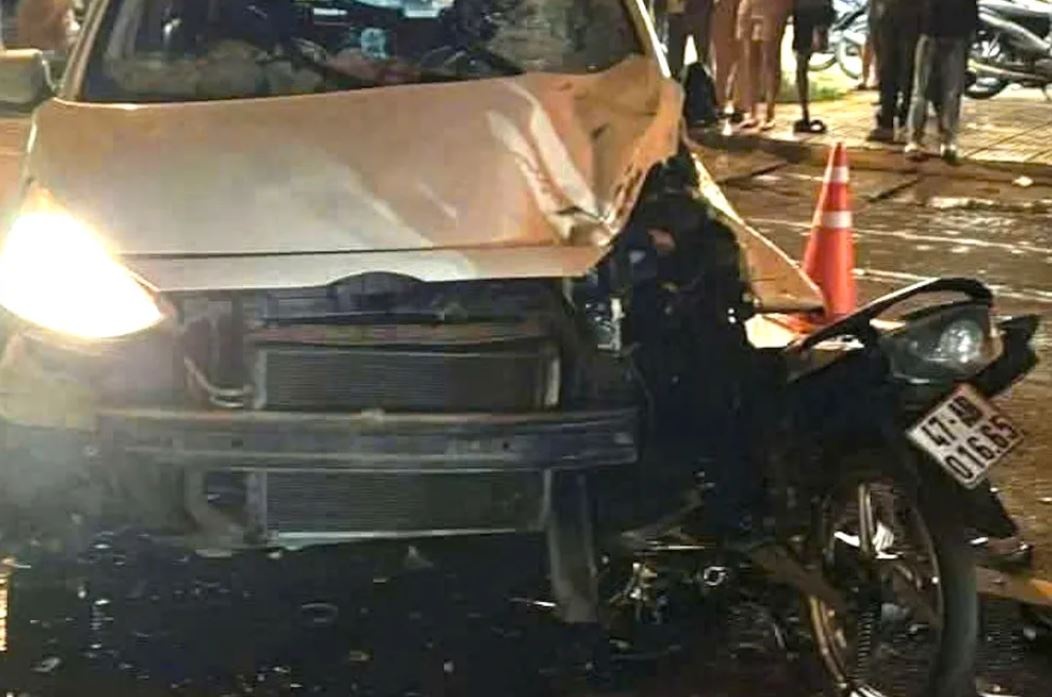 Va cham oto, hai nguoi di xe may o Dak Lak tu vong hinh anh