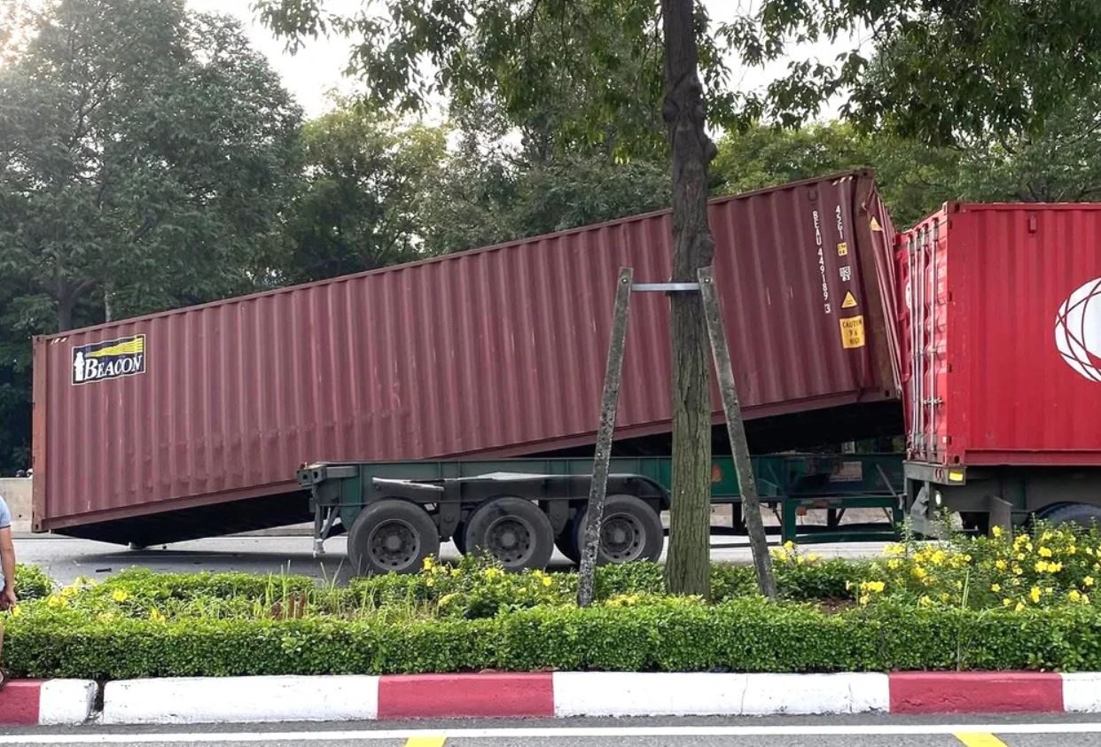 Container Binh Duong bay cabin anh 2