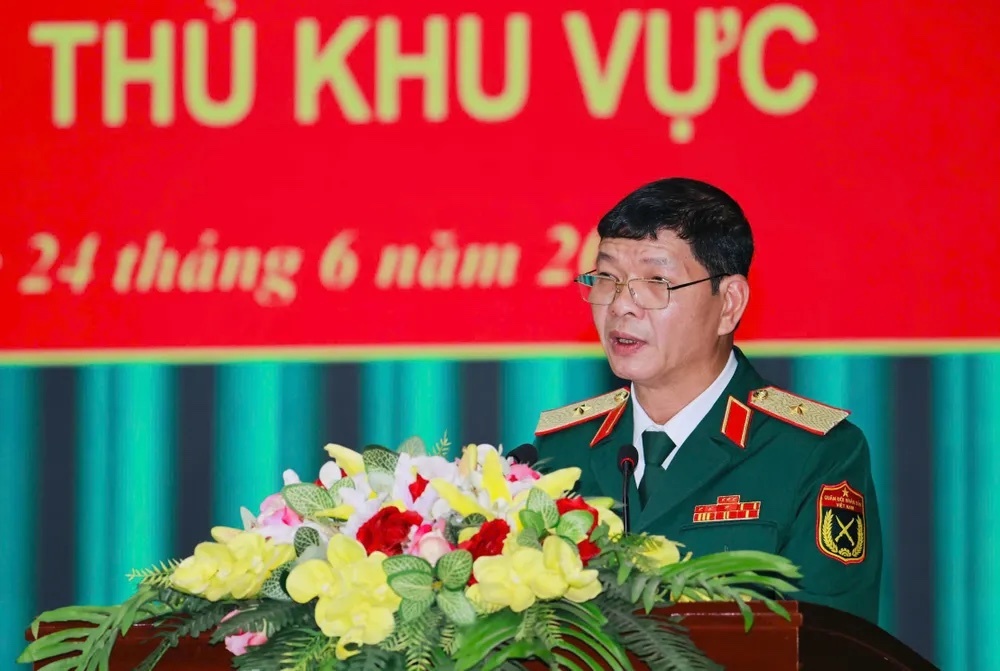 bo chi huy quan su anh 1