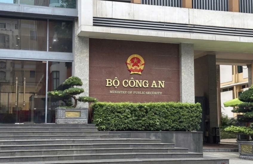 Tinh gon cong an anh 1