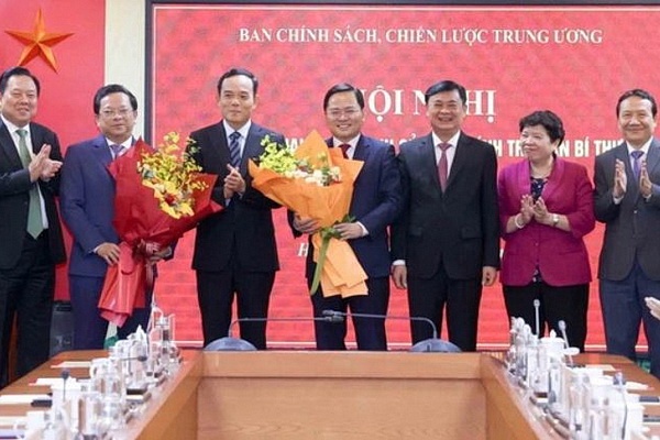 Dieu dong va bo nhiem hai tan lanh dao Ban Chinh sach, Chien luoc TW hinh anh