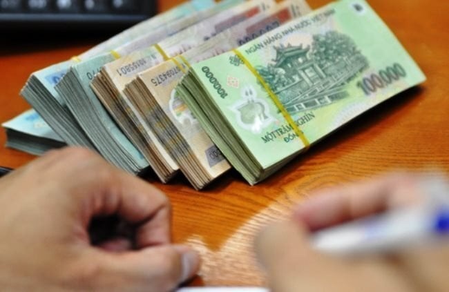 Se trinh Chinh phu de xuat tang luong toi thieu vung 7,2% tu 2026 hinh anh