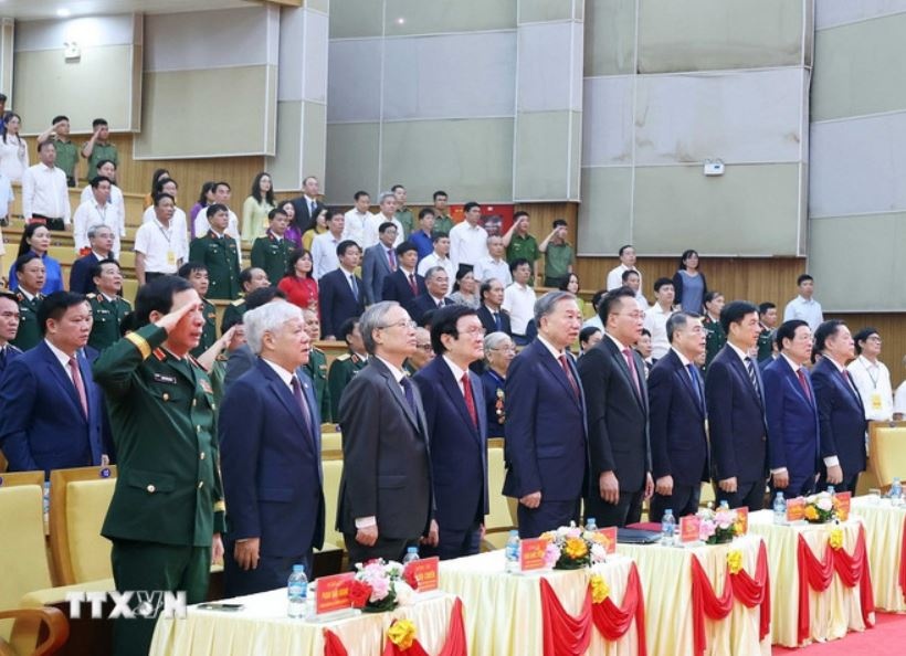 To Lam Nguyen Van Linh anh 2