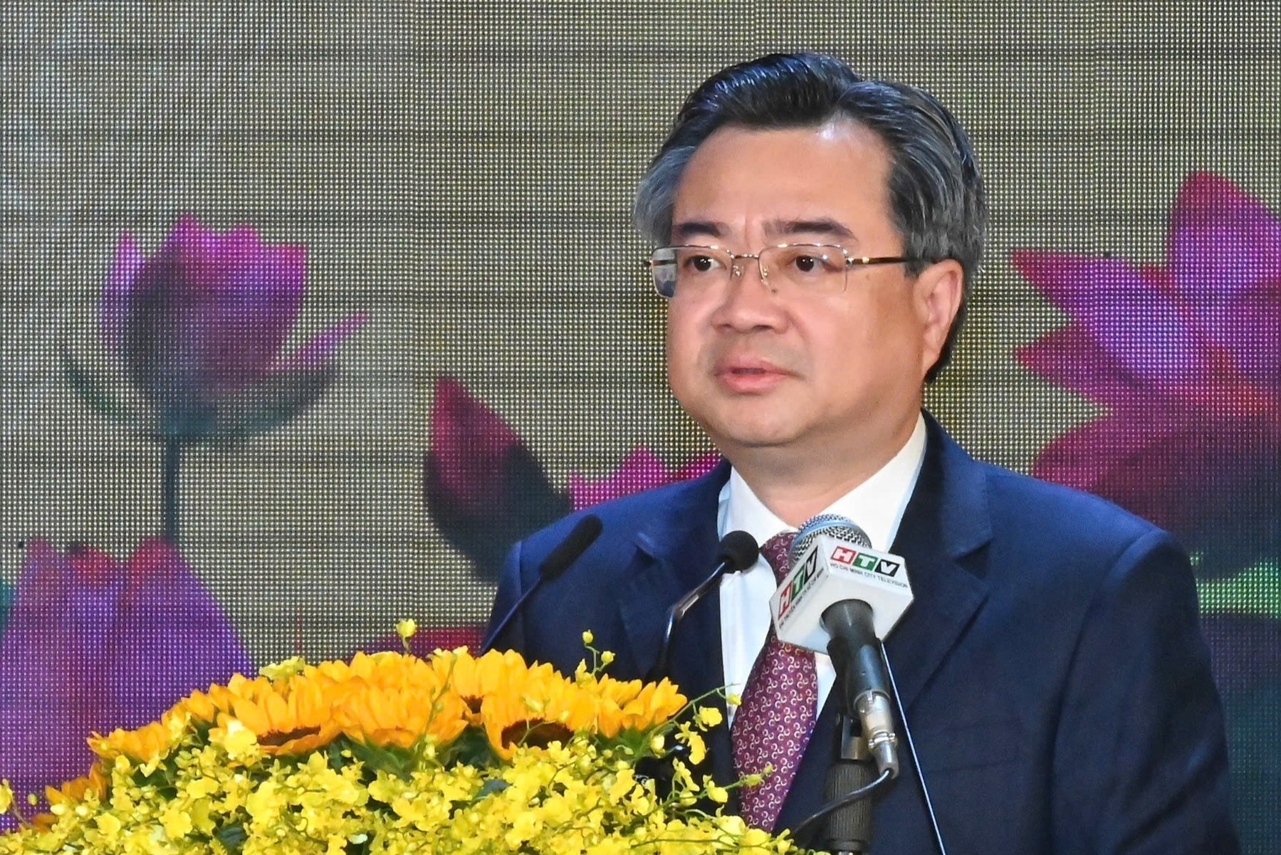 Danh sach 168 bi thu phuong, xa, dac khu cua TP.HCM hinh anh