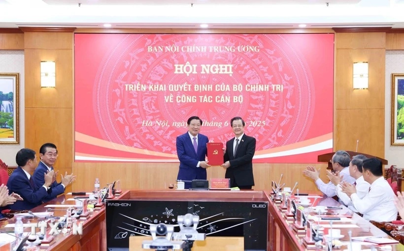 ban noi chinh trung uong anh 1