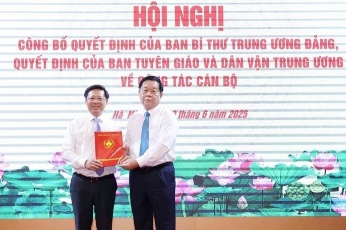 Ong Tran Thanh Lam giu chuc Pho truong ban Tuyen giao va Dan van TW hinh anh