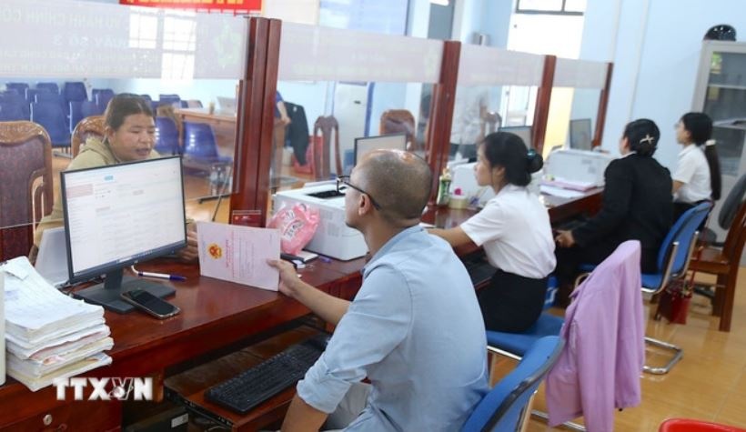 Bo Chinh tri anh 2