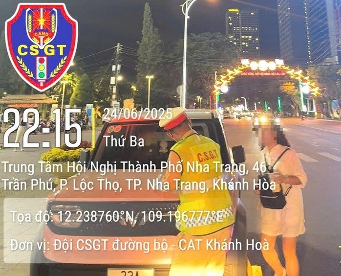 Co giao vung cao noi 'run so' khi den Nha Trang bi phat 5 trieu dong hinh anh