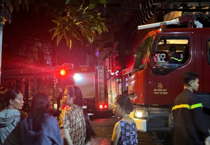 Pho thu tuong Thuong truc yeu cau dieu tra vu chay cu xa o TP.HCM hinh anh