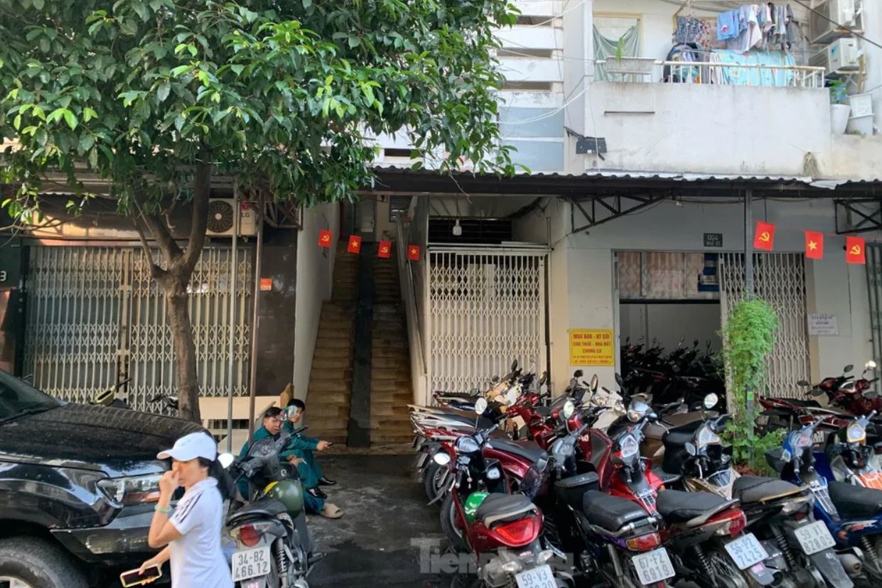 Chay cu xa Doc Lap anh 6