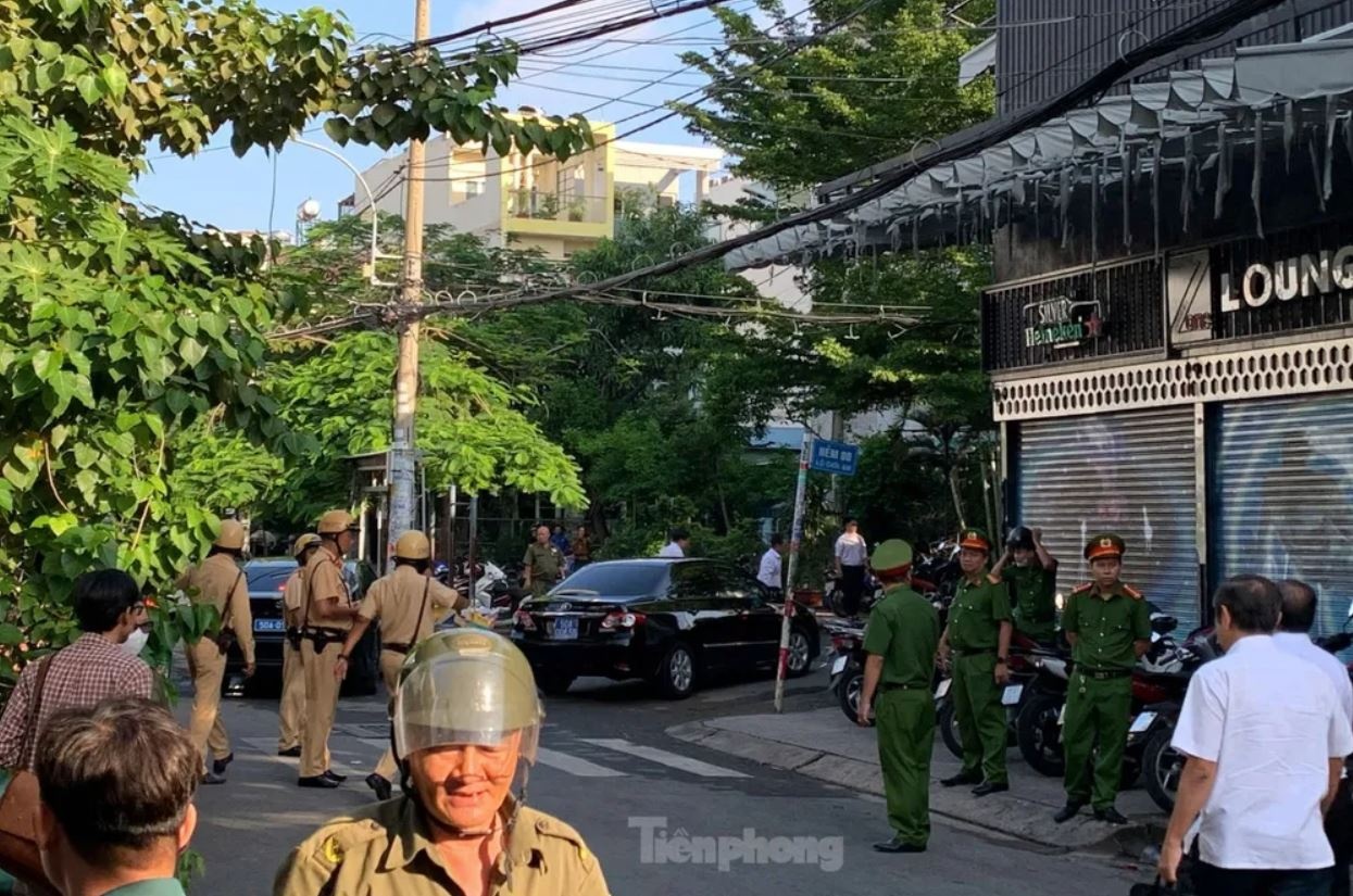 Chay cu xa Doc Lap anh 7