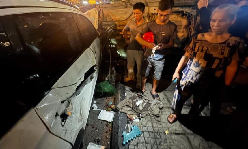 Tai xe di nguoc chieu hon 500 m trong vu xe 'dien' tong lien hoan hinh anh