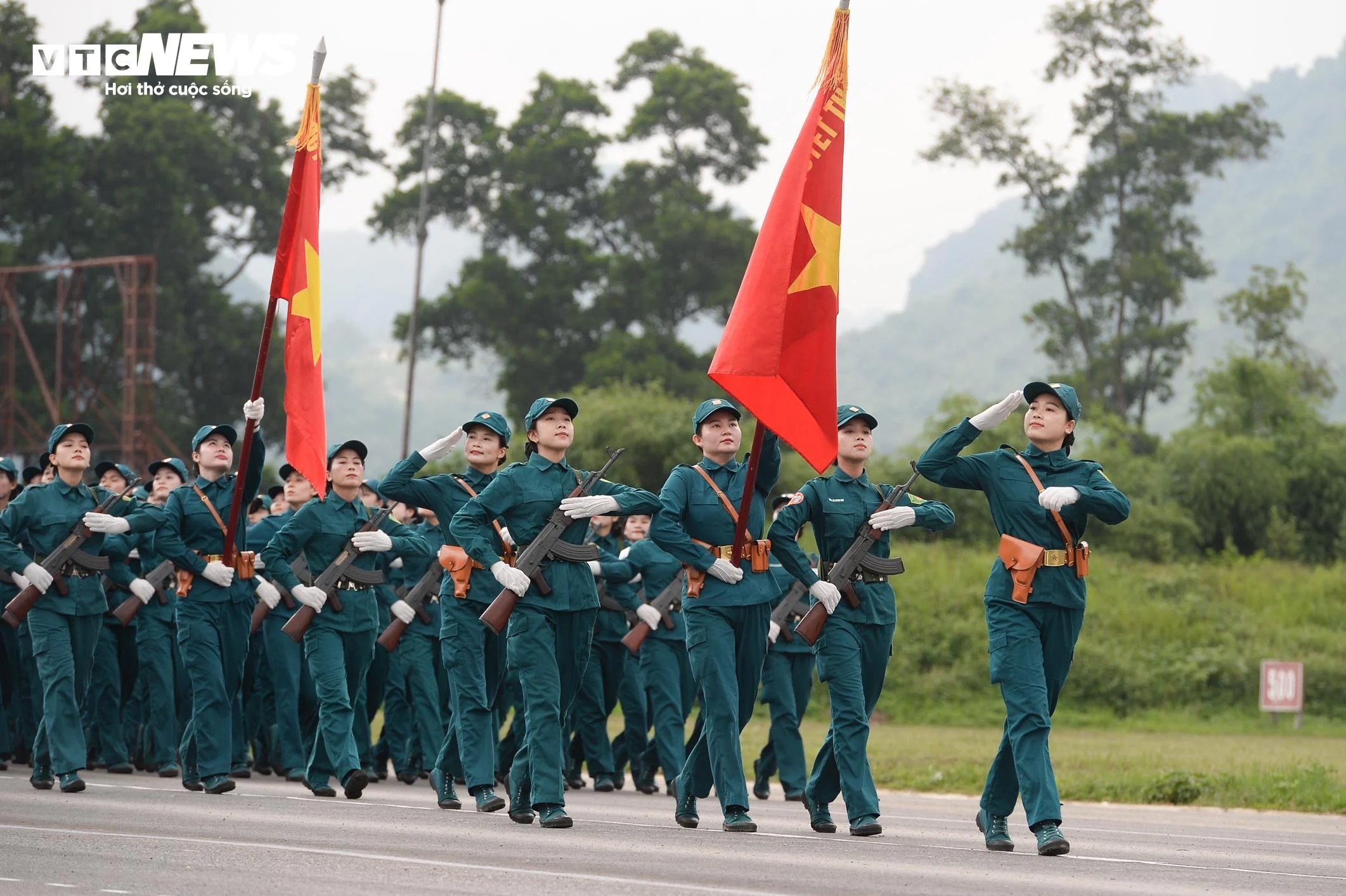 chi tiet lich dieu binh anh 1