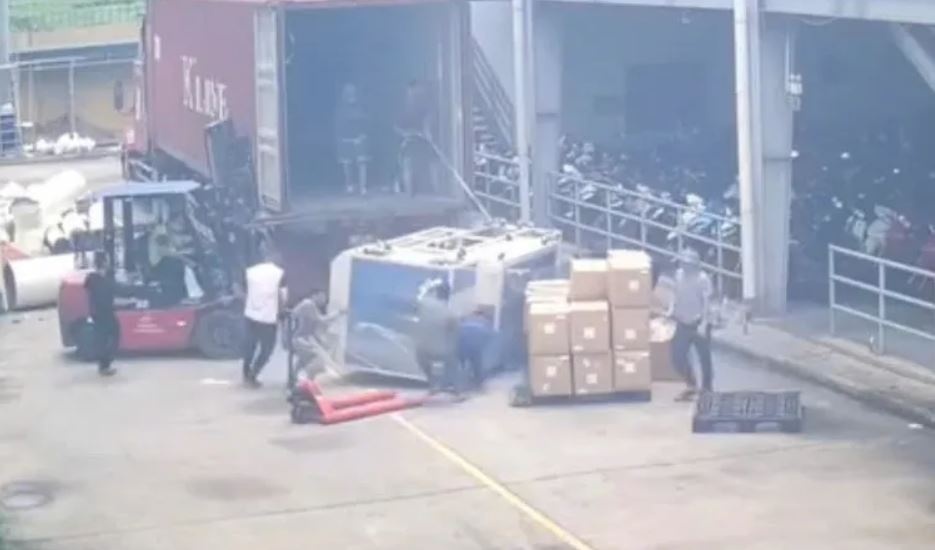 Kien hang de chet nguoi anh 1