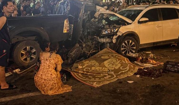 Hien truong vu xe 'dien' tong lien hoan khien mot nguoi chet o Ha Noi hinh anh