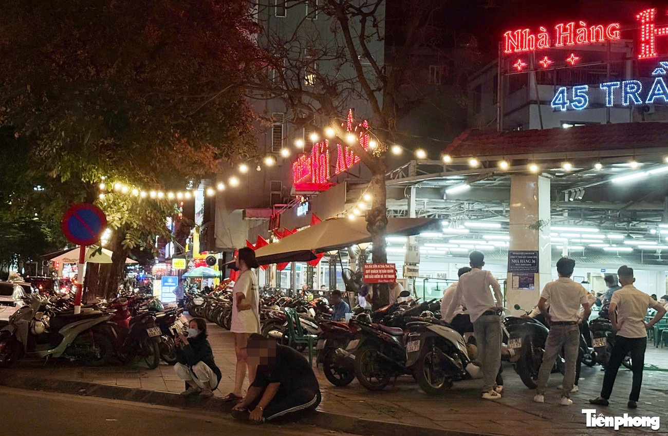 CSGT quan nhau Ha Noi anh 2