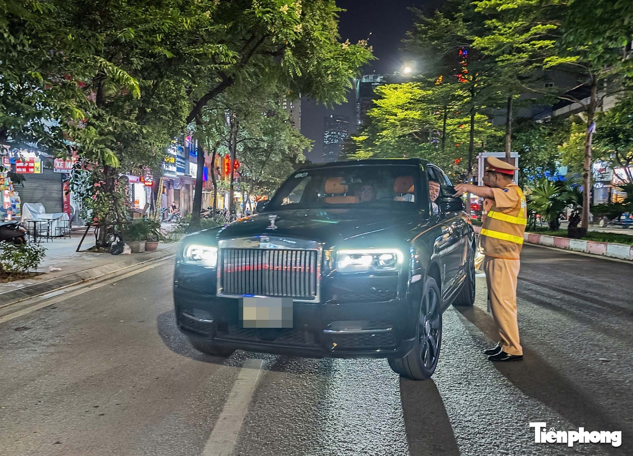 CSGT quan nhau Ha Noi anh 9