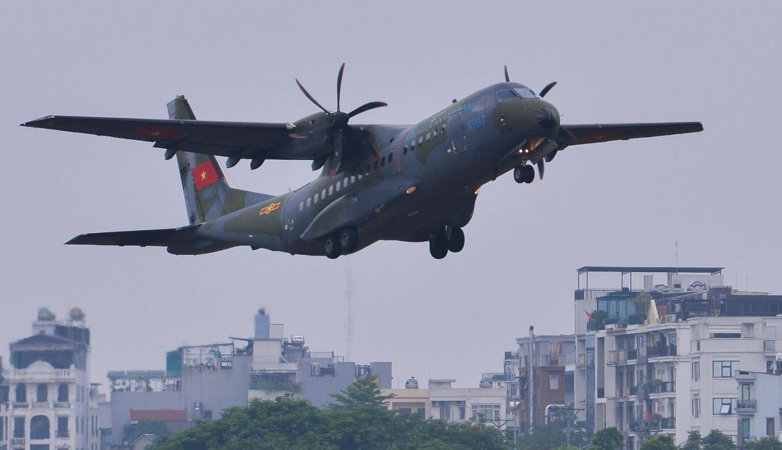 Dan 'ngua tho' huan luyen tren bau troi Ha Noi chuan bi dieu binh 2/9 hinh anh