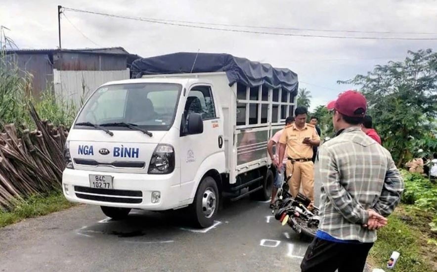 Dien bien moi vu nu sinh 14 tuoi tu vong do tai nan o Vinh Long hinh anh