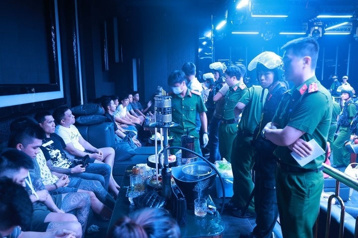 Duong tinh ma tuy anh 2