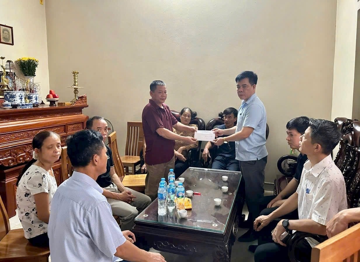 Lat tau Vinh Xanh 58 anh 1