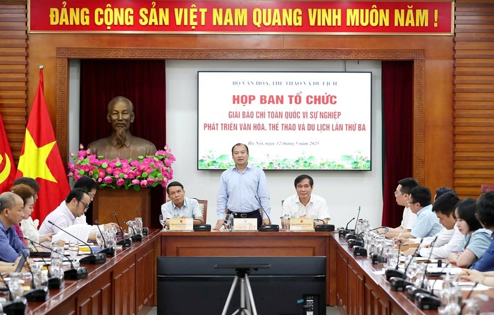 Giai bao chi anh 1