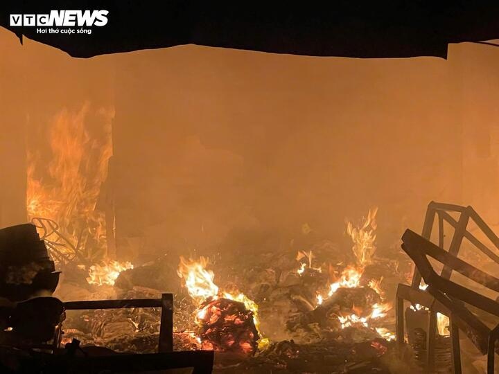 Chay giam doc tu vong anh 1