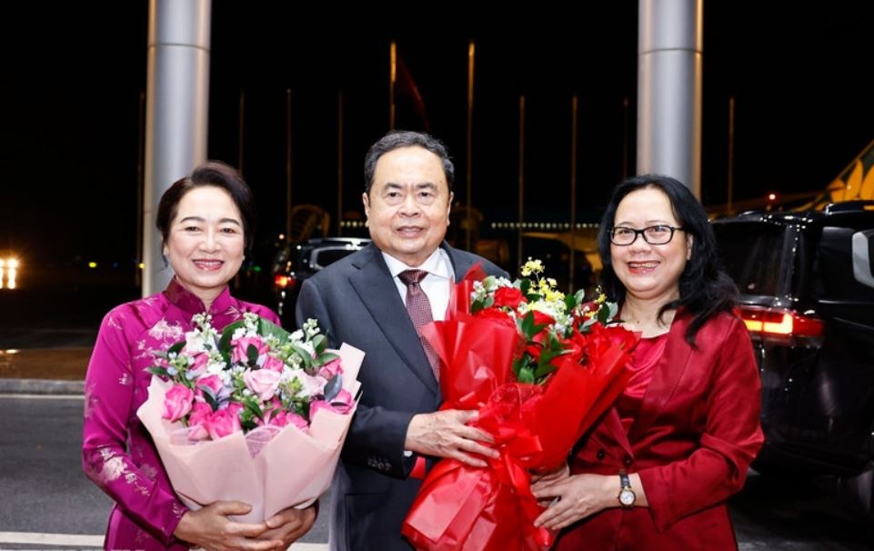 Chu tich Quoc hoi tham Senegal, Morocco va lam viec tai Thuy Si hinh anh