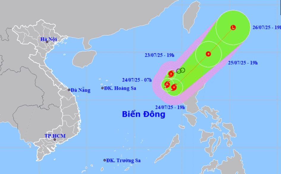 Bao so 3 vua tan, Bien Dong don bao so 4 co ten Co may hinh anh