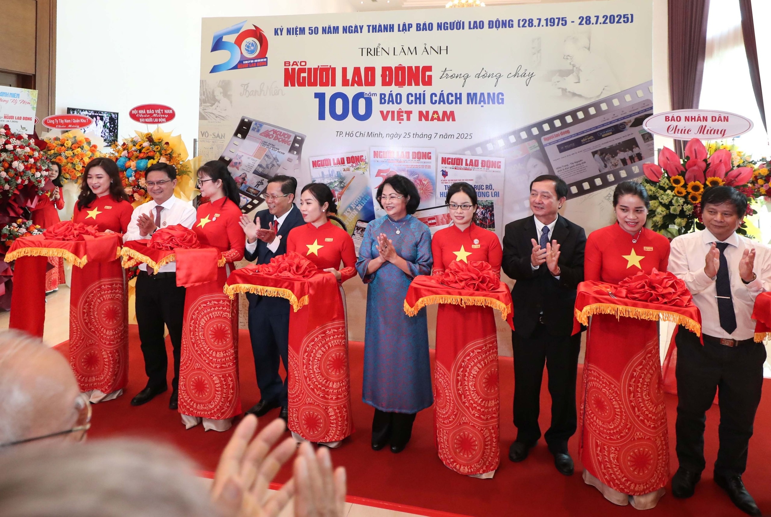 Bao Nguoi Lao Dong anh 5