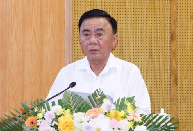 Bo Chinh tri phe binh anh 1