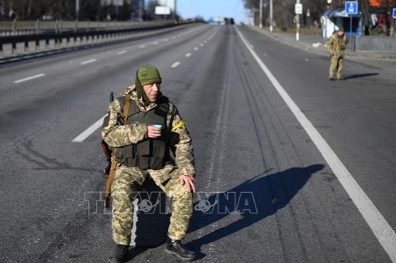 Ukraine gia han tinh trang thiet quan luat va lenh tong dong vien hinh anh