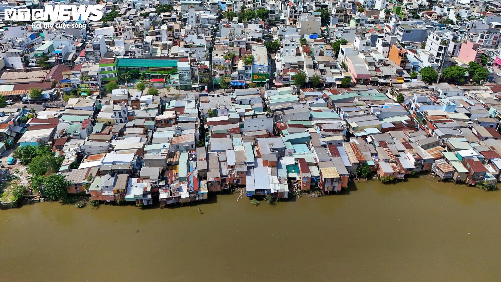 Doi nha kenh Doi TP.HCM anh 11