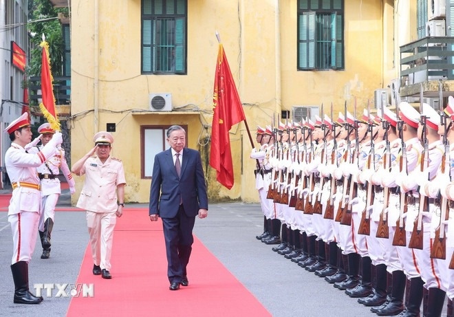 Tong Bi thu anh 2